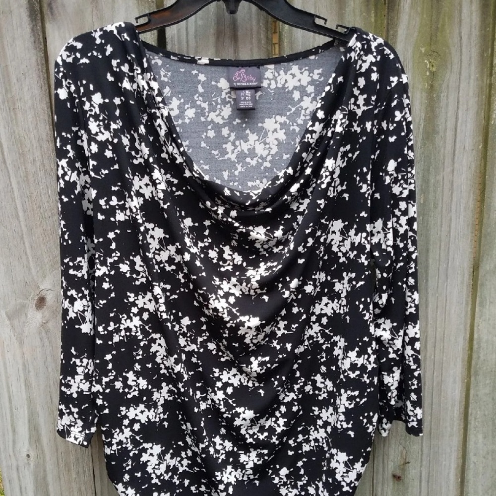 Maternity top